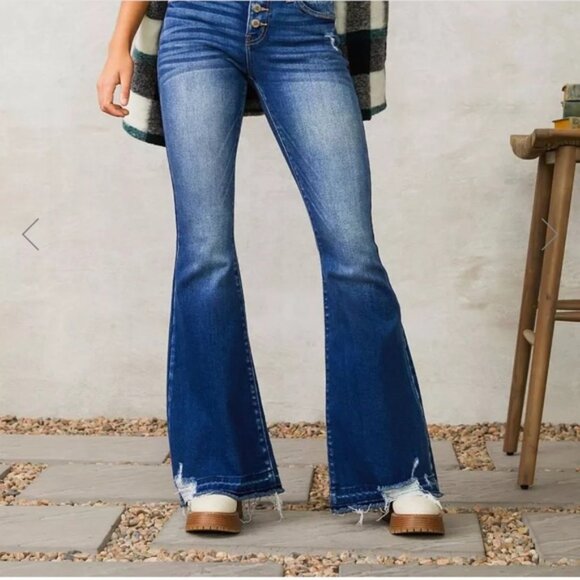 KanCan Signature Mid-Rise Super Flare Stretch Jean - Picture 5 of 7